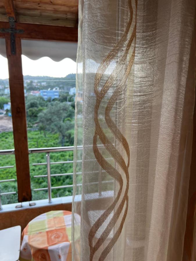 Ilias Family Rooms Himare Exterior photo